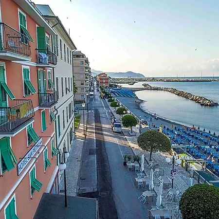 San Pietro Chiavari Hotel 2*