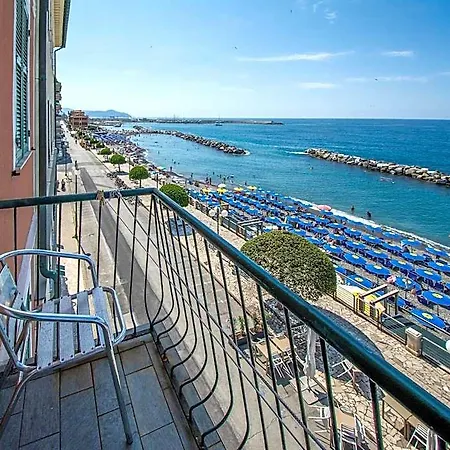 San Pietro Chiavari Hotel 2*